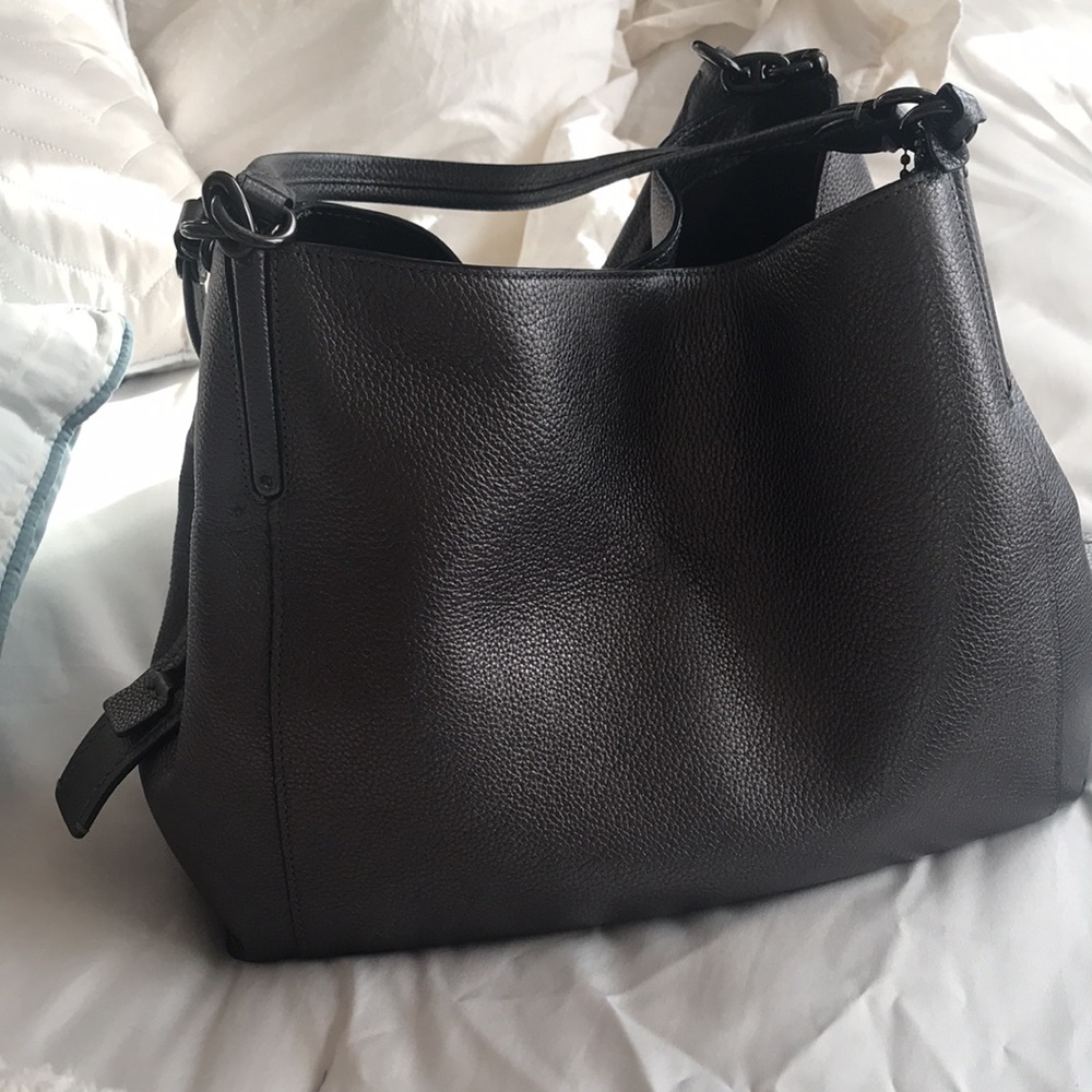 Coach Shoulder Bag - Picture 3 of 9